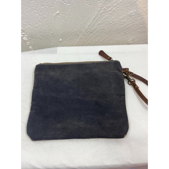 MYRA BAG WRISTLET 9 X 7.5 CANVAS GRAY STRIPE ZIPPER - Picture 2 of 3